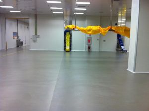 Solvent-free polyurethane self-level